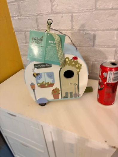 Lovely bird feeder