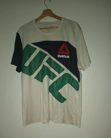 Ufc autograph t shirt