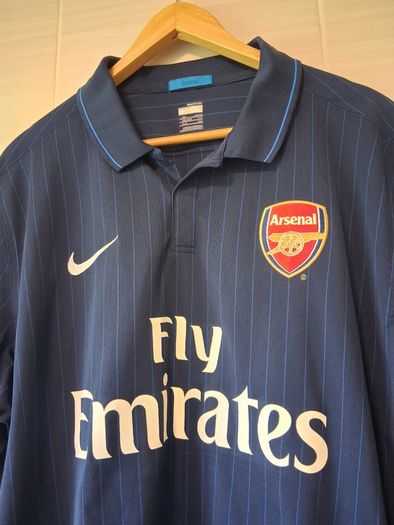 Arsenal Jersey. Official Nike Arsenal Mens Away Jersey From Season 2009/2010. Authentic Original From The Time. Not A Modern Day Remake. Collect In Dublin Or Receive Via Post.