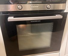 Built in oven