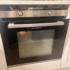 Built in oven