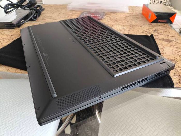 Brand New Gaming Laptop Hp Omen Intel i5 13420H 8/12 RTX4050 6GB 120W GDDR7 16GB DDR5 5600mhz 512GB NVMe PCIE 4.0 16.1" 1080p 144hz Ips 250nits Win11 RGB