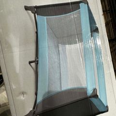 baby cot