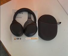 Sony XM4 headphones