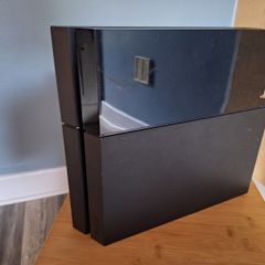 Broken PS4