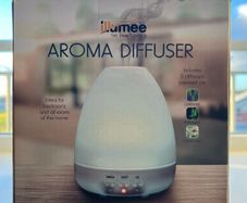 Aroma Diffuser with Essential Oils NEW Boxed