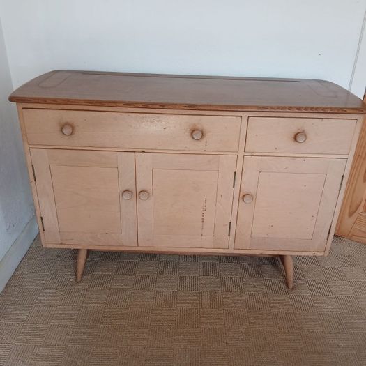 Eircol sideboard
