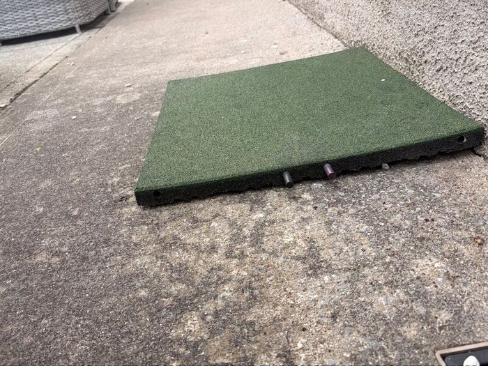 Rubber Tile 30mm Green 500mm x 500mm