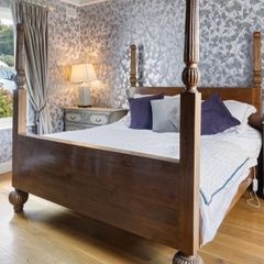 Super King bed four poster