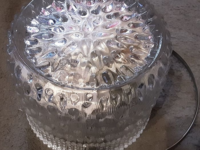 vintage tear drop design ice bucket