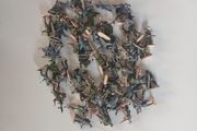 mini soldiers