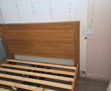 Solid pine kingsize bed