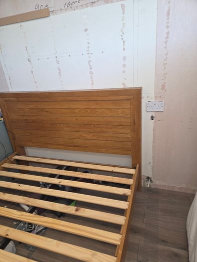 Solid pine kingsize bed