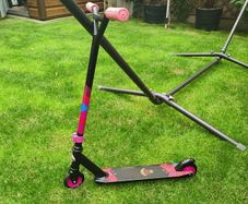 Kids stunt scooter