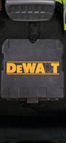 DEWALT self-levelling cross-line laser level CASE