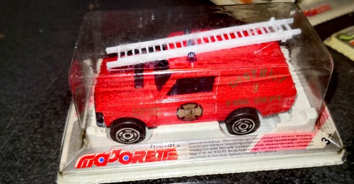 1991 Majorette 246 fire truck new