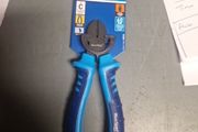 plier