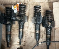 Golf Mk5 2l diesel injectors