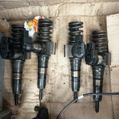 Golf Mk5 2l diesel injectors