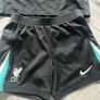 Kids liverpool kit Image 3