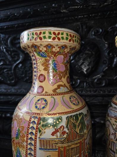 Pair of Chinese Vases
