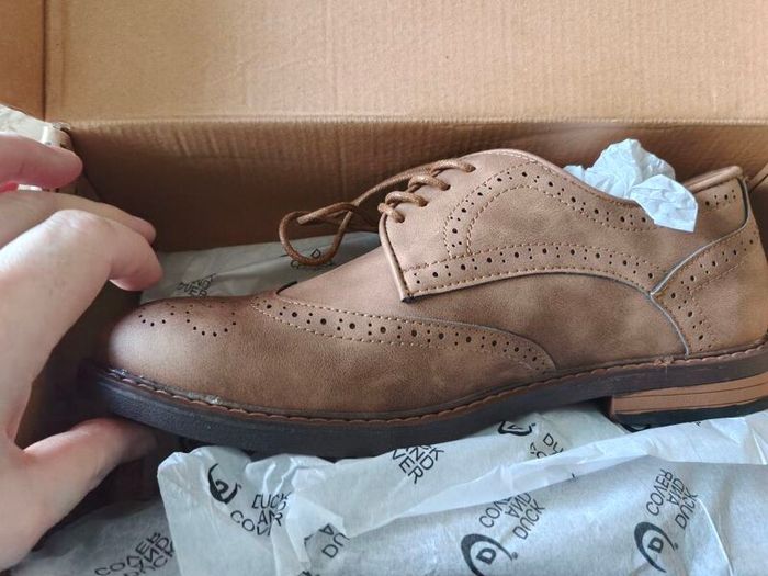 shoes size 8 brown Tan