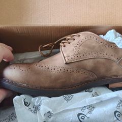 shoes size 8 brown Tan