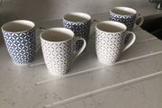 Set of 5 matching newgrange mugs