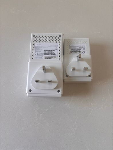 TP-Link AV1000 Gigabit Powerline Wi-Fi Extender