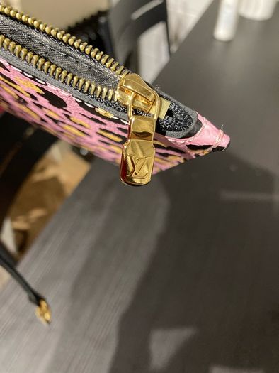 Neverfull Pochette Wild At Heart