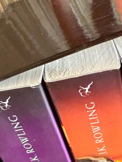 Harry Potter - The Complete Series Box Set. Paperbacks. Bloomsbury.