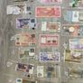 Original 100PCS album Different World Original notes From 50 Different Countries UNC ASIA in general at 1 euro each Image 7
