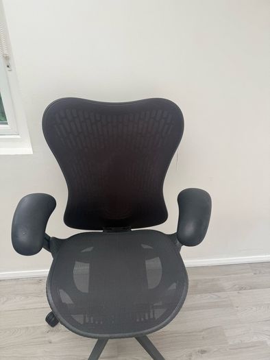 Herman Miller Mirra 2 Office Chair