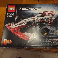 LEGO Technic 42000 Grand Prix Racer