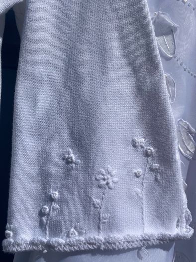 Beautiful Girl's White Dress 10/11 Yrs