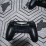 2 ps4 controllers Image 4