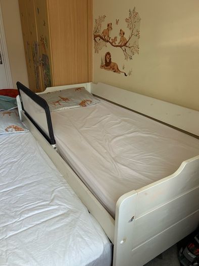 trundle bed frame