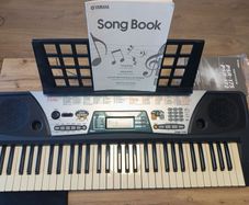 Yamaha PSR 175 61 Key Portatone Keyboard