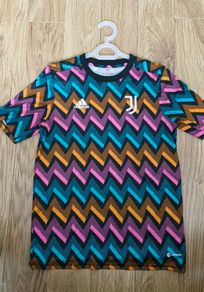 Juventus pre match jersey