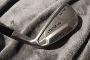 Mizuno FLI-HI driving iron.