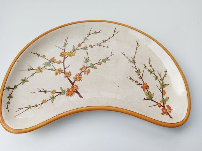 Antique Wedgwood Kidney shape plates with different blossom branches 4 pcs