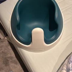 Baby seat Mamas & Papas baby snug