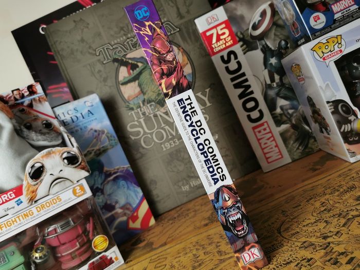 The DC Comics Encyclopedia ! All New Edition! Beautiful Hardcover ! Covers over 1200 Characters ! 2016 ! by DK !