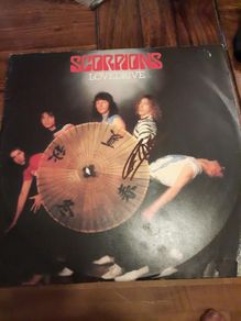 SCORPIONS: Lovedrive - 12"  - UK pressing 1979  - Red Vinyl (Autographed by Francis Buchholz)