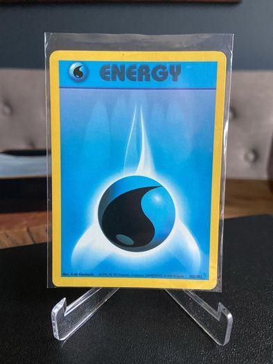 Pokemon Base set Water Energy 102/102 Near Mint Condition