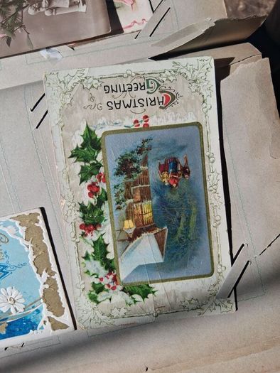 Mega Art Nouveau Postcard Album (197 Pieces)