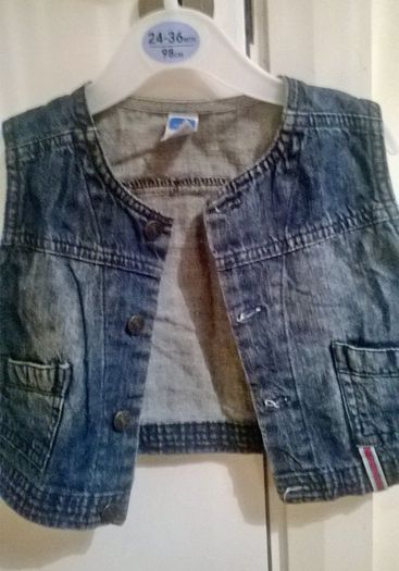 white top,12 to 18 months,up to 86 cm