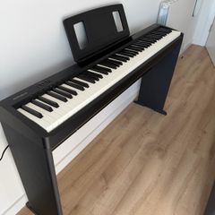 Roland FP-10 Digital Piano with Official Stand and Music Rest