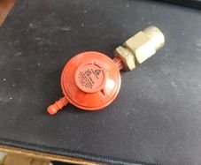 50mbar Screw-on Propane Regulator