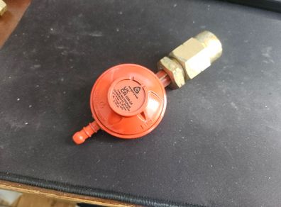 50mbar Screw-on Propane Regulator